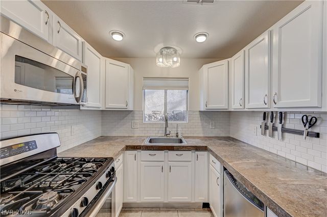5476 Green Horn Street, Las Vegas, NV 89118