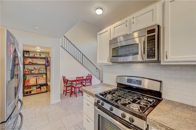 5476 Green Horn Street, Las Vegas, NV 89118