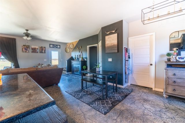 7044 Garfield Road, Beggs, OK 74421