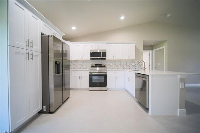 2911 30th ST W, Lehigh Acres, FL 33971