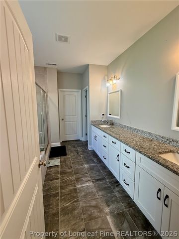 523 Bridgehaven Drive, Raeford, NC 28376