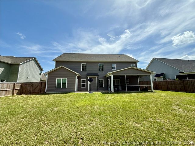 523 Bridgehaven Drive, Raeford, NC 28376