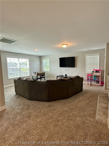 523 Bridgehaven Drive, Raeford, NC 28376