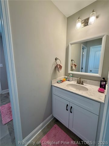 523 Bridgehaven Drive, Raeford, NC 28376