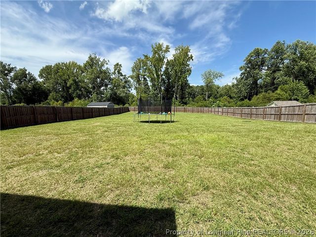 523 Bridgehaven Drive, Raeford, NC 28376