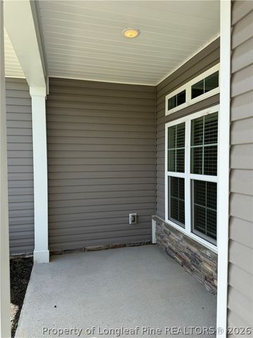 523 Bridgehaven Drive, Raeford, NC 28376
