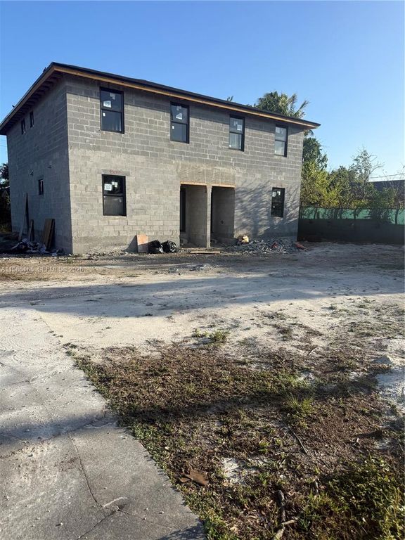 528 NW 13th Street, Florida City, FL 33034