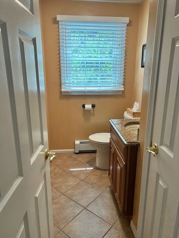 30 King Arthur Rd, Easton, MA 02356