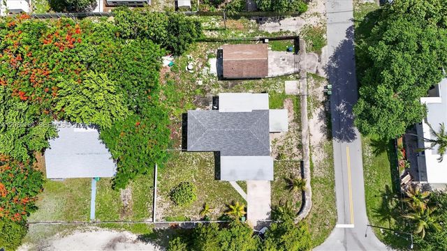 900 Superior Street, Opa-Locka, Opa Locka, FL 33054