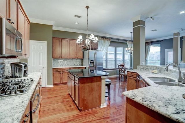 10147 Lazy Lagoon, Houston, TX 77065