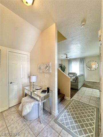9266 Horizon Vista Lane, Las Vegas, NV 89117