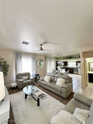 9266 Horizon Vista Lane, Las Vegas, NV 89117