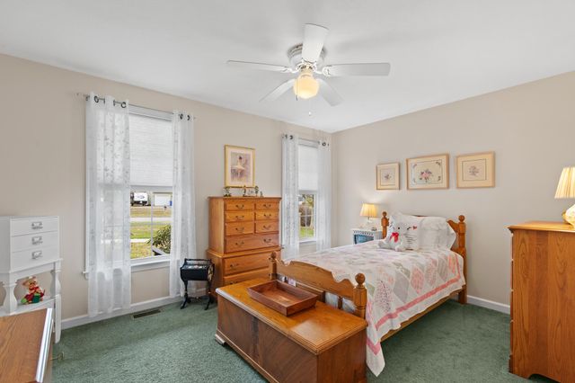 40 Mirasol Drive Drive, Buzzards Bay, MA 02532