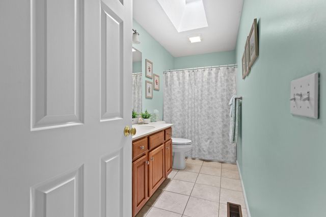 40 Mirasol Drive Drive, Buzzards Bay, MA 02532