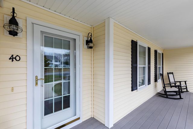 40 Mirasol Drive Drive, Buzzards Bay, MA 02532