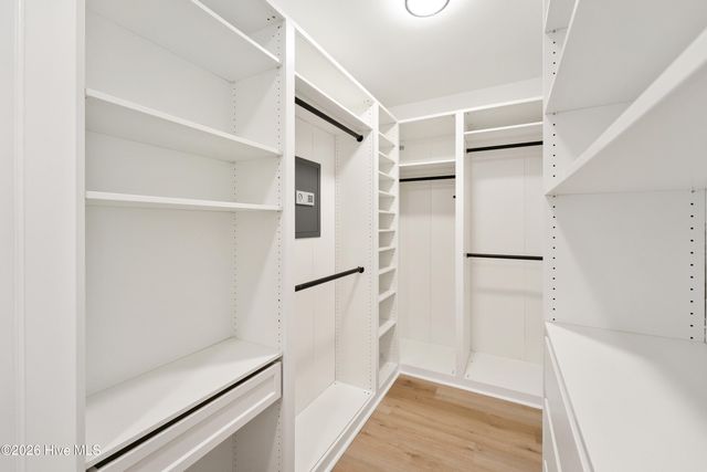 37 Twisted Oak Court, Hampstead, NC 28443