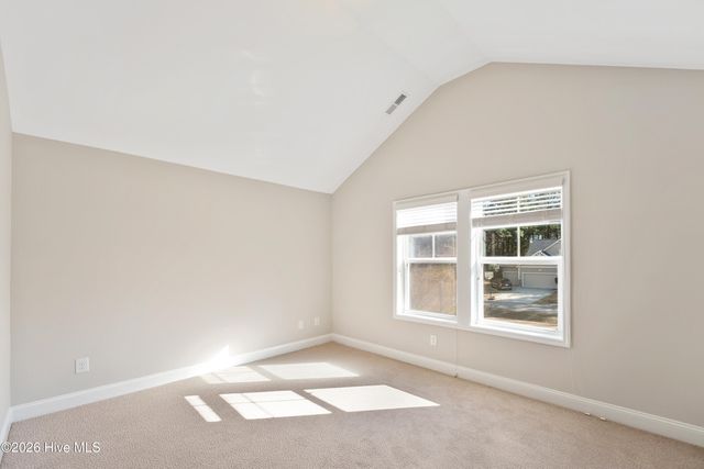 37 Twisted Oak Court, Hampstead, NC 28443