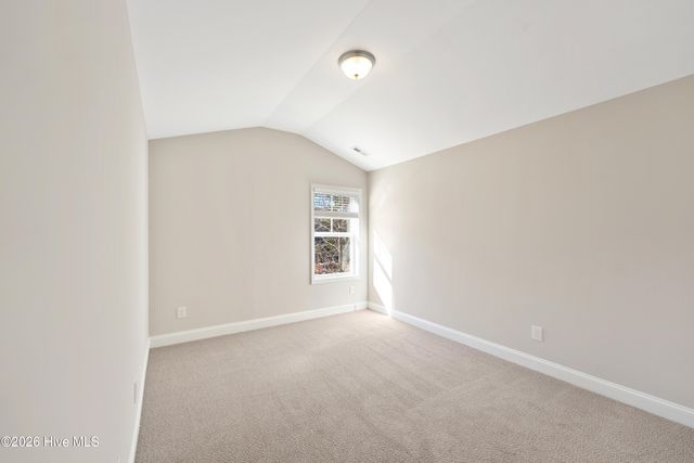 37 Twisted Oak Court, Hampstead, NC 28443