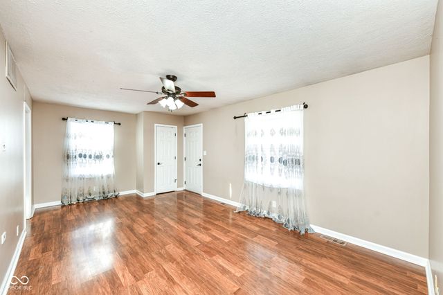 529 Maple Lane, Brownsburg, IN 46112