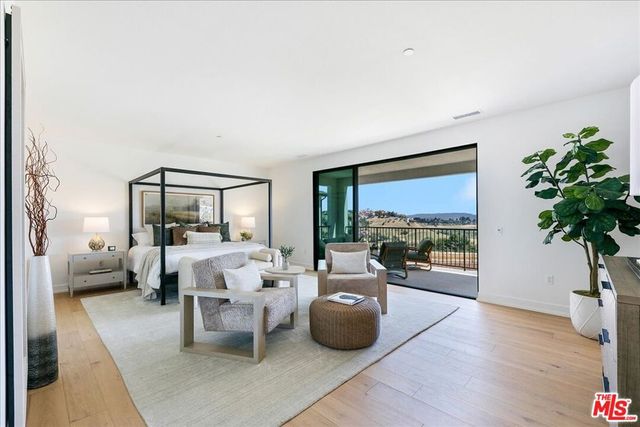 22810 Seaqua Circle, Chatsworth, CA 91311