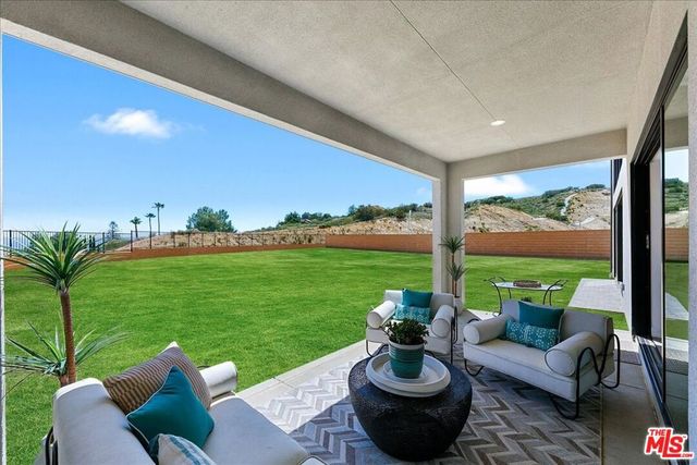 22810 Seaqua Circle, Chatsworth, CA 91311