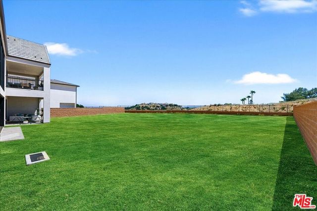 22810 Seaqua Circle, Chatsworth, CA 91311