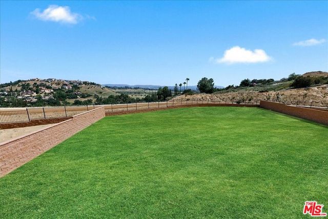 22810 Seaqua Circle, Chatsworth, CA 91311