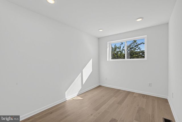 1607 CHESAPEAKE PL, Philadelphia, PA 19122