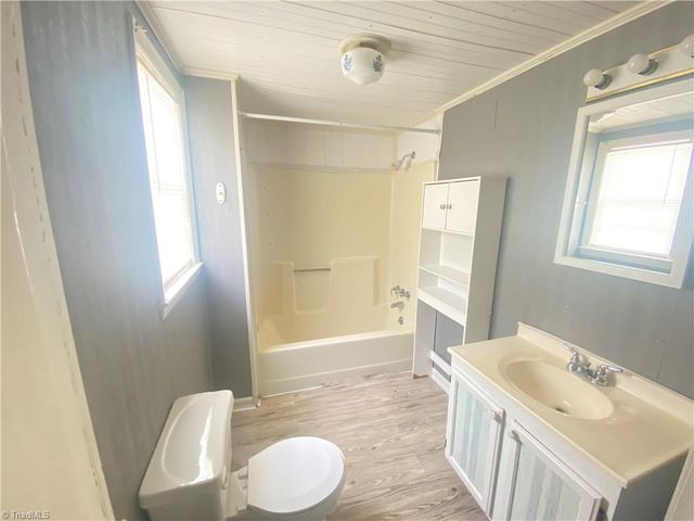 3120 US Highway 158, Reidsville, NC 27320