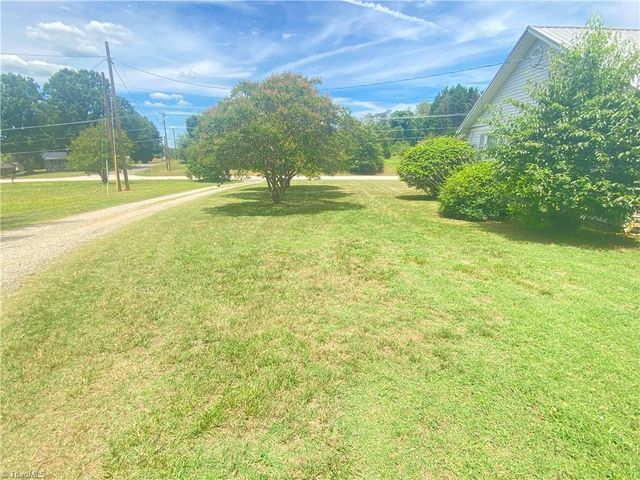 3120 US Highway 158, Reidsville, NC 27320