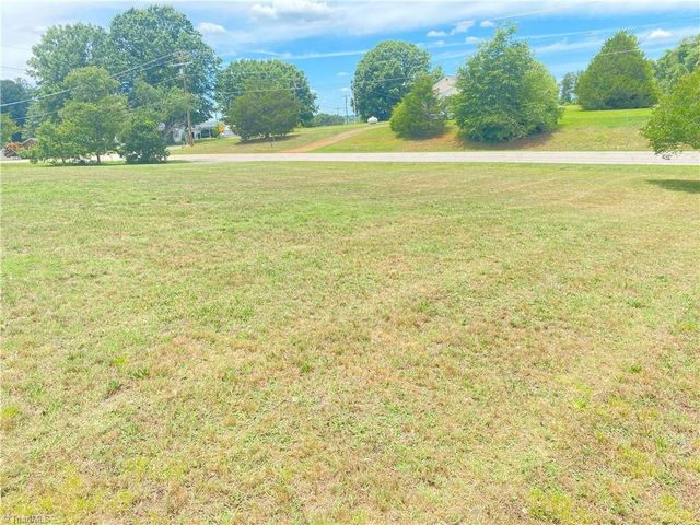 3120 US Highway 158, Reidsville, NC 27320