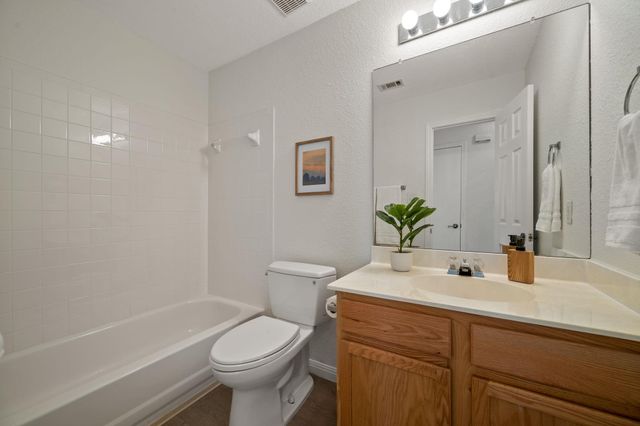 15119 Sarahs Creek DR, Pflugerville, TX 78660
