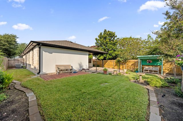 15119 Sarahs Creek DR, Pflugerville, TX 78660