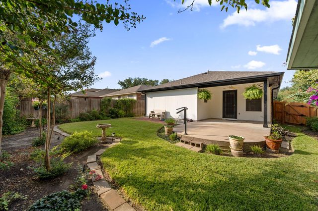 15119 Sarahs Creek DR, Pflugerville, TX 78660