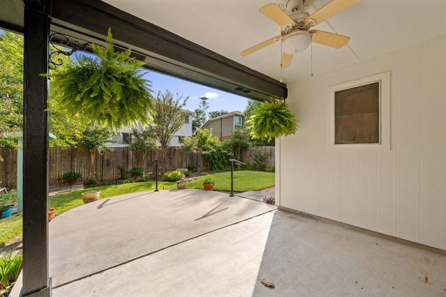 15119 Sarahs Creek DR, Pflugerville, TX 78660