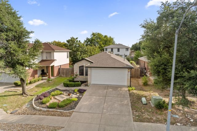 15119 Sarahs Creek DR, Pflugerville, TX 78660