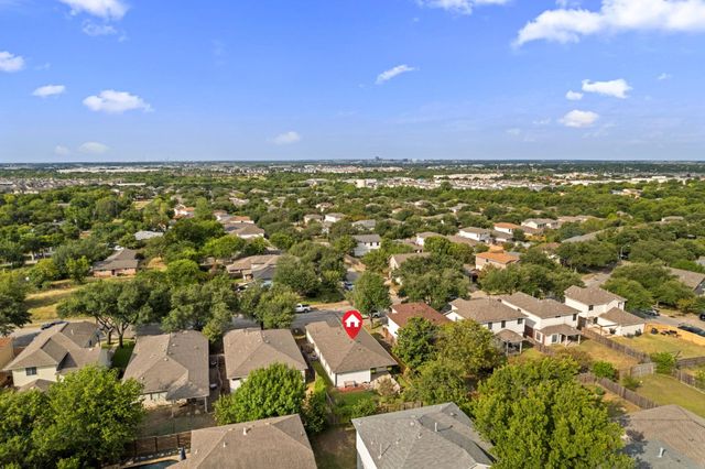 15119 Sarahs Creek DR, Pflugerville, TX 78660
