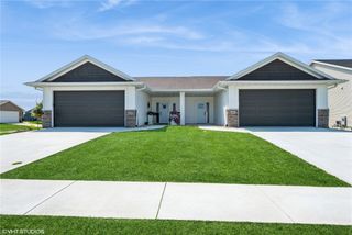 6431 Rookwood Lane, Marion, IA 52302