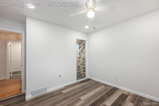 33807 Swan Drive, Sterling Heights, MI 48312