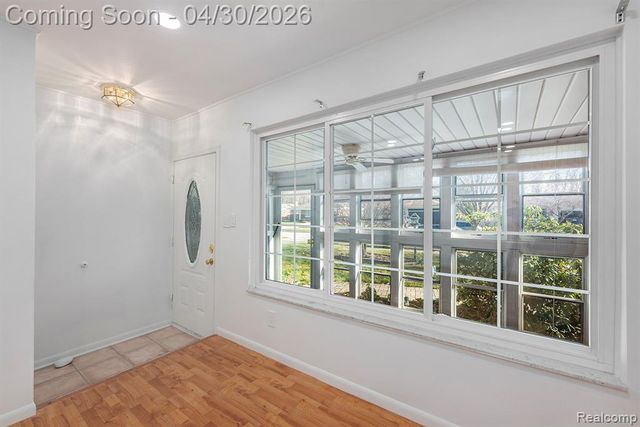 33807 Swan Drive, Sterling Heights, MI 48312