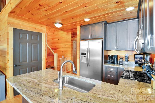 6365 Julius Drive, Newland, NC 28657