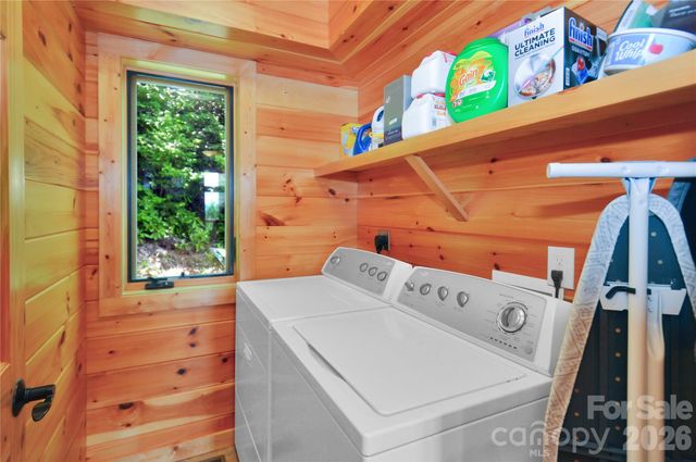 6365 Julius Drive, Newland, NC 28657