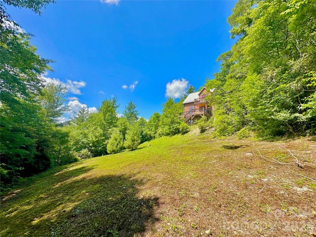 6365 Julius Drive, Newland, NC 28657