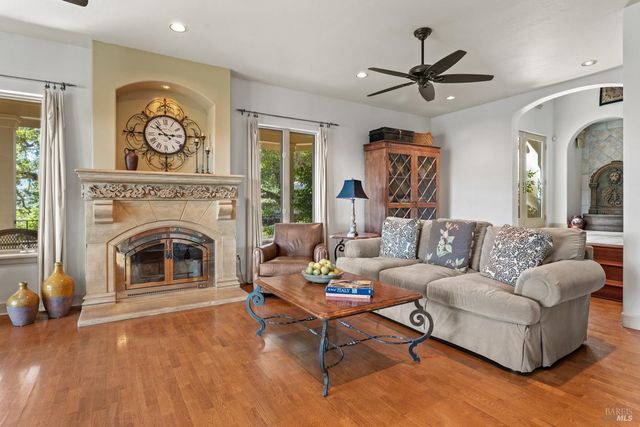 800-850 Boonville Rd, Ukiah, CA 95482