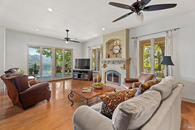 800-850 Boonville Rd, Ukiah, CA 95482