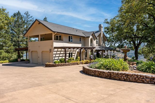 800-850 Boonville Rd, Ukiah, CA 95482