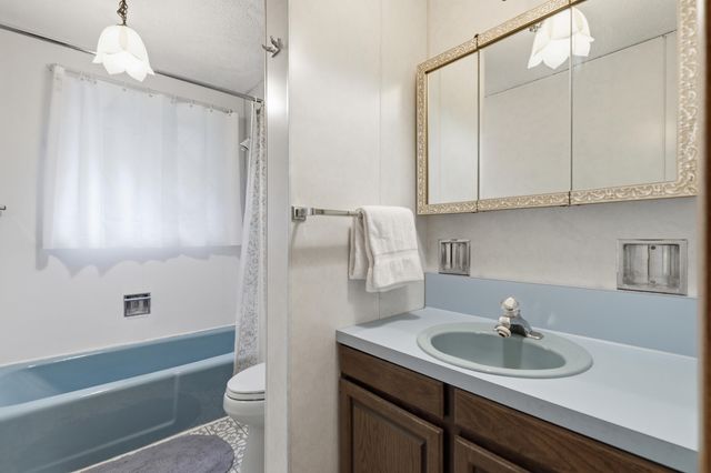 9352 W Circle Drive, Morton Twp, MI 49346