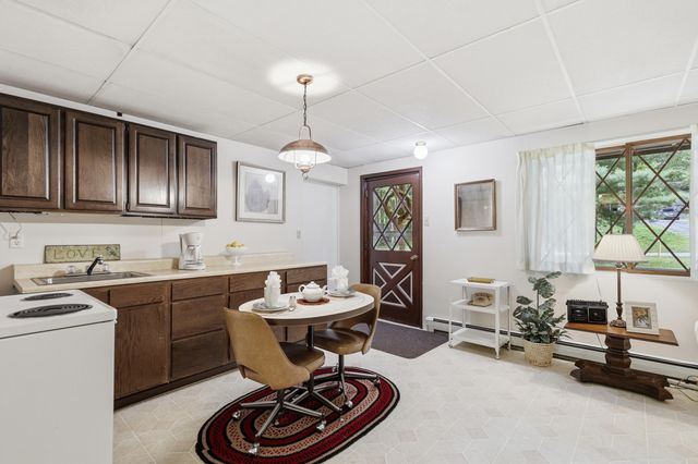 9352 W Circle Drive, Morton Twp, MI 49346
