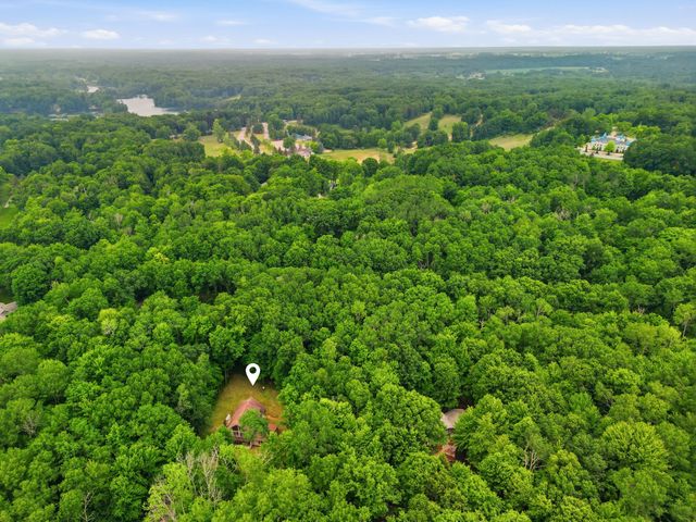 9352 W Circle Drive, Morton Twp, MI 49346
