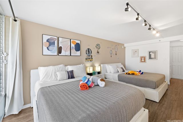 445 Seaside Avenue 1109, Honolulu, HI 96815